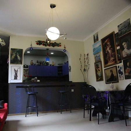 تبليسي Guesthouse Different المظهر الخارجي الصورة