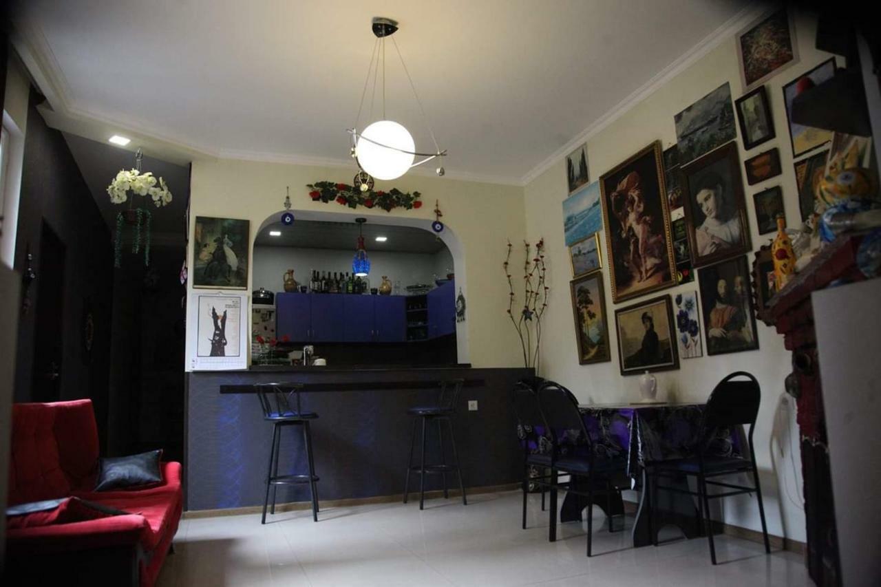 تبليسي Guesthouse Different المظهر الخارجي الصورة